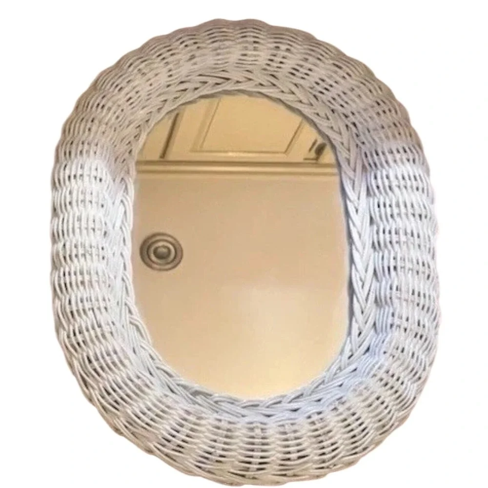 Pier 1 Imports White Wicker Oval Wall Mirror Coastal Cottage Decor 13x10